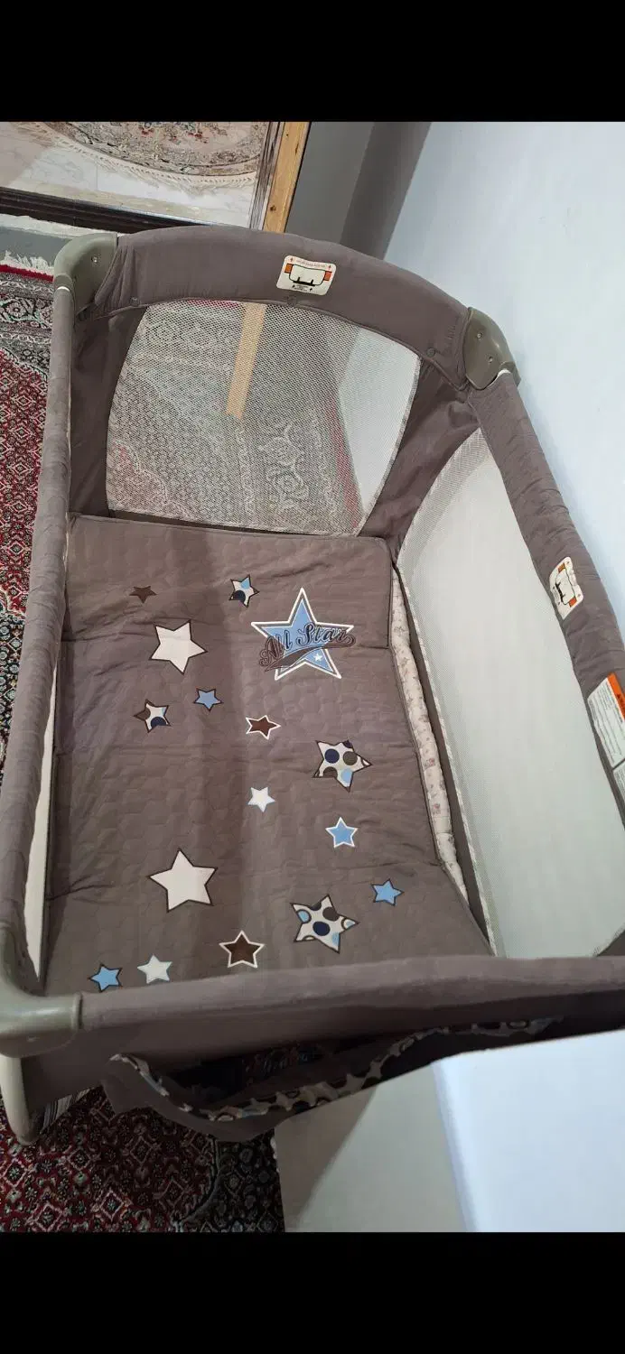 تخت سالم و در حد نو|تخت و صندلی بچه|مشگین شهر, |دیوار