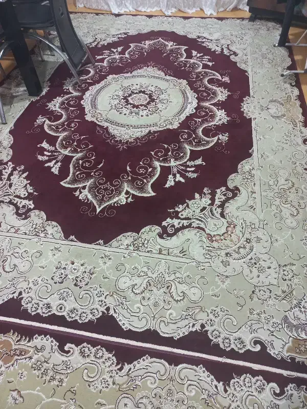 فرش ۶ متری ۲ تخته و ۹ متری ۱ تخته|فرش|بندر انزلی, لیچارگی حسن رود|دیوار