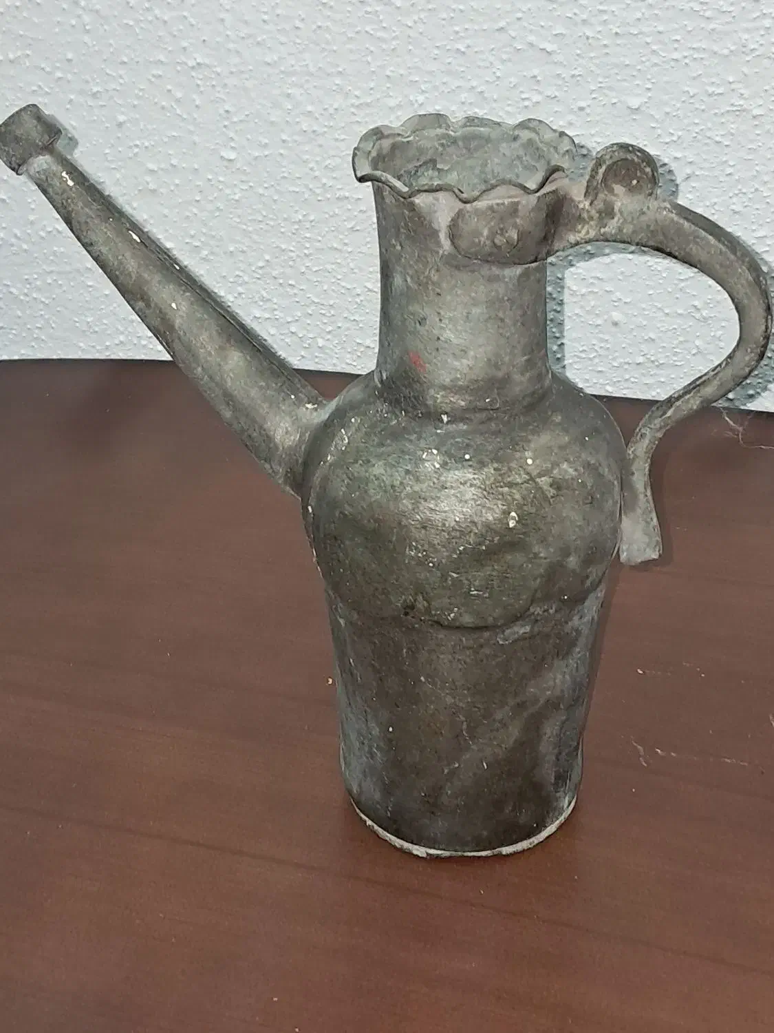 افتابه مسی قدیمی|کلکسیون اشیاء عتیقه|رشت, خمیران زاهدان|دیوار