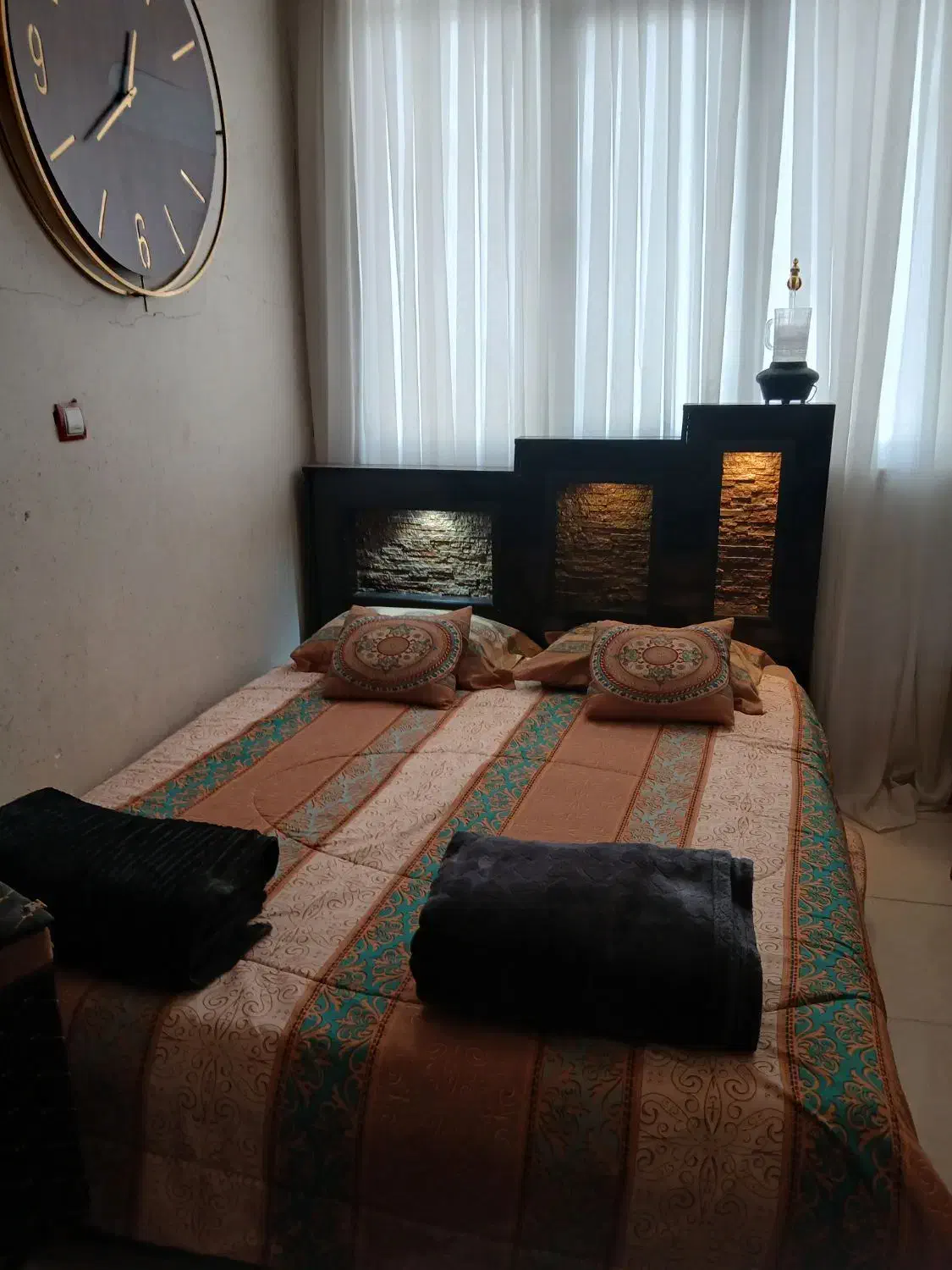تخت دونفره سالم سالم با تشک و روتختی|تخت و سرویس خواب|کرمانشاه, |دیوار