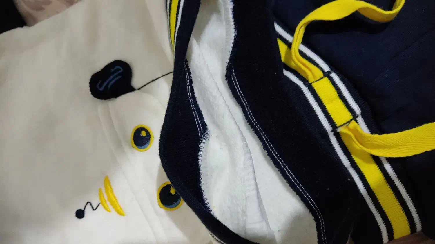 بلوز شلوار بچگانه مناسب ۹ تا ۱۲ ماه|کیف، کفش، کمربند|تبریز, |دیوار