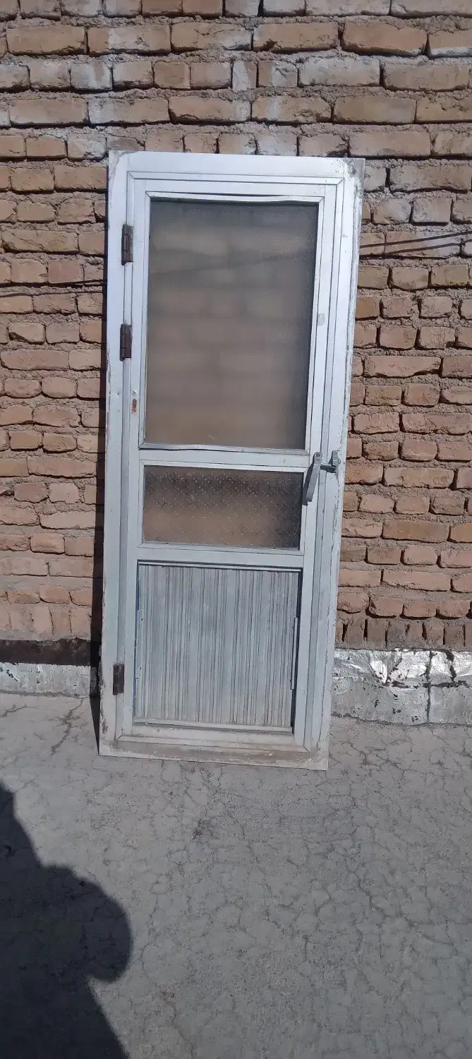 درب آلومینیوم حمام یا دستشویی|مصالح و تجهیزات ساختمان|یامچی, |دیوار