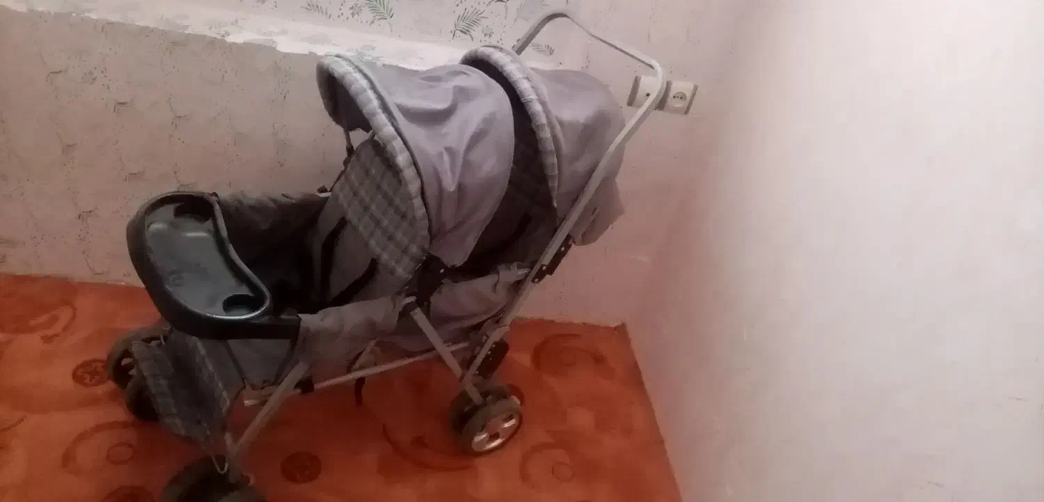 کالسکه دو قلو|کالسکه و لوازم جانبی|تربت‌حیدریه, بالا ولایت|دیوار