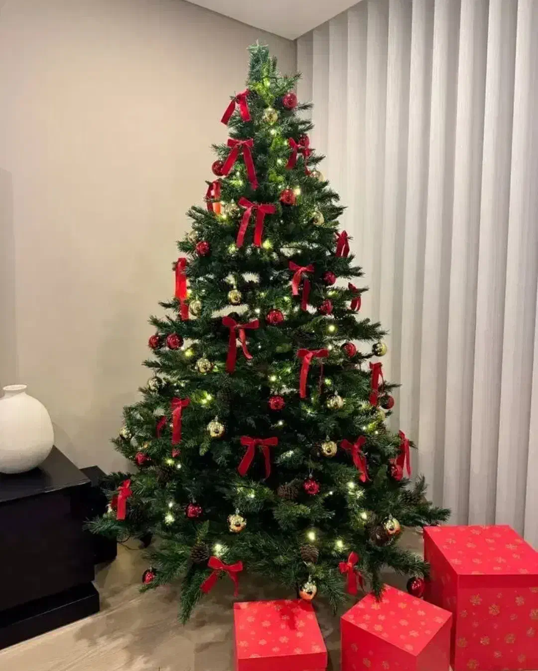 بابانوئل/درخت کاج/کیریسمس|گل مصنوعی|تهران, پامنار|دیوار