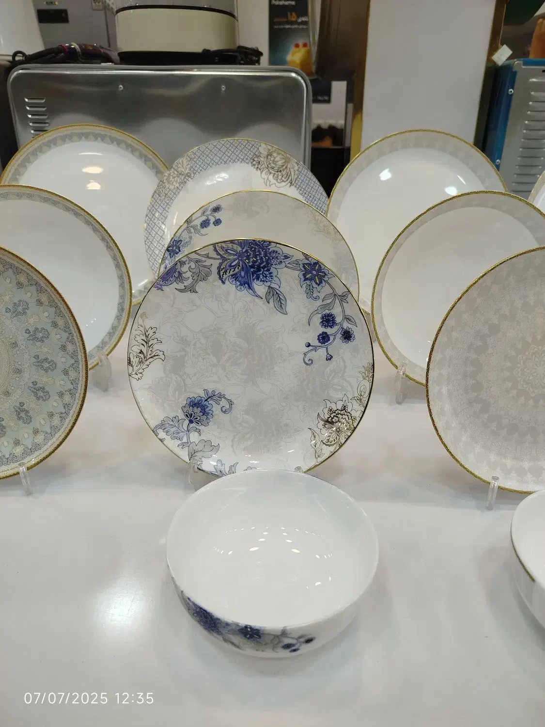 سرویس آرکوپال پارس اوپال گلدن ۶نفره طرحهای جدید|ظروف سرو و پذیرایی|قم, نیروگاه|دیوار