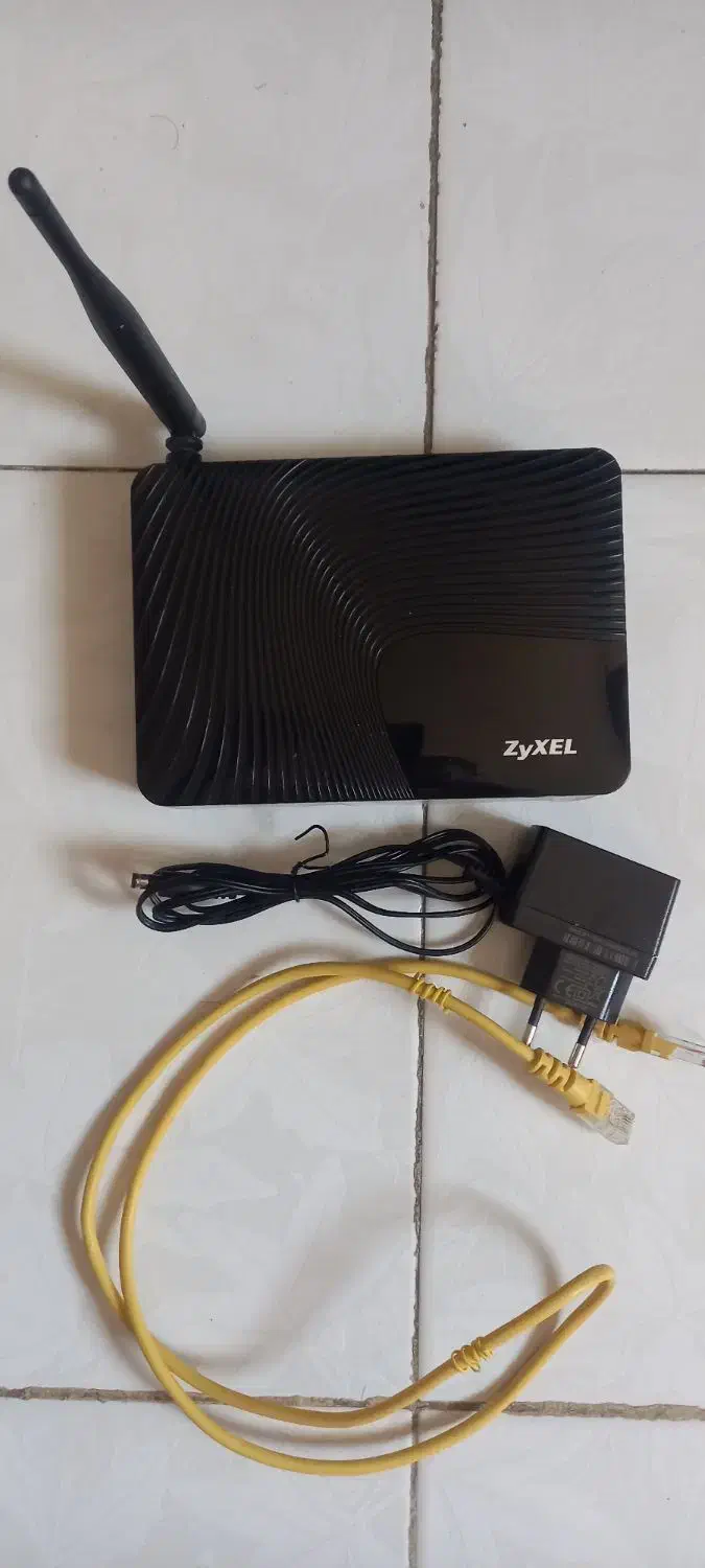 پک موس و کیبورد تسکو و دو تا مودم zyxel وtp link|مودم و تجهیزات شبکه|رشت, بلوار گیلان|دیوار