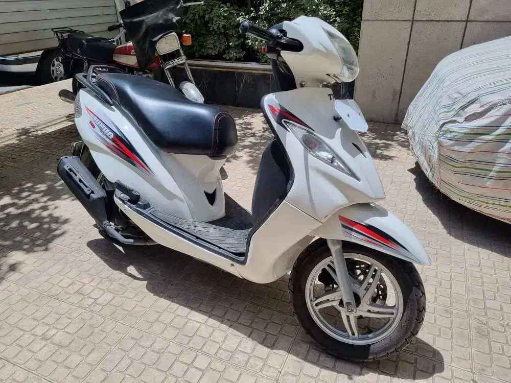 ویگو ۹۴|موتورسیکلت|تهران, فلسطین (میدان انقلاب)|دیوار