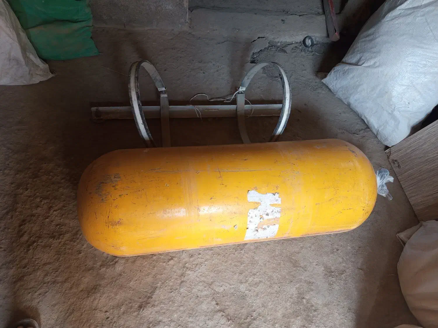 گاز ال پی جی و سی ان جی|قطعات یدکی و لوازم جانبی|هیرمند, |دیوار