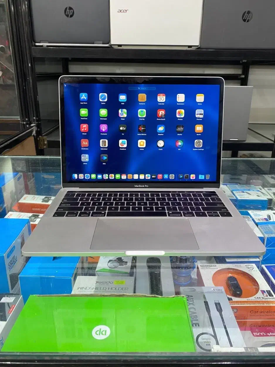 مک بوک پرو ۲۰۱۹ رم۱۶گیگi7گرافیک۴هارد۵۱۲|رایانه همراه|کرمان, |دیوار