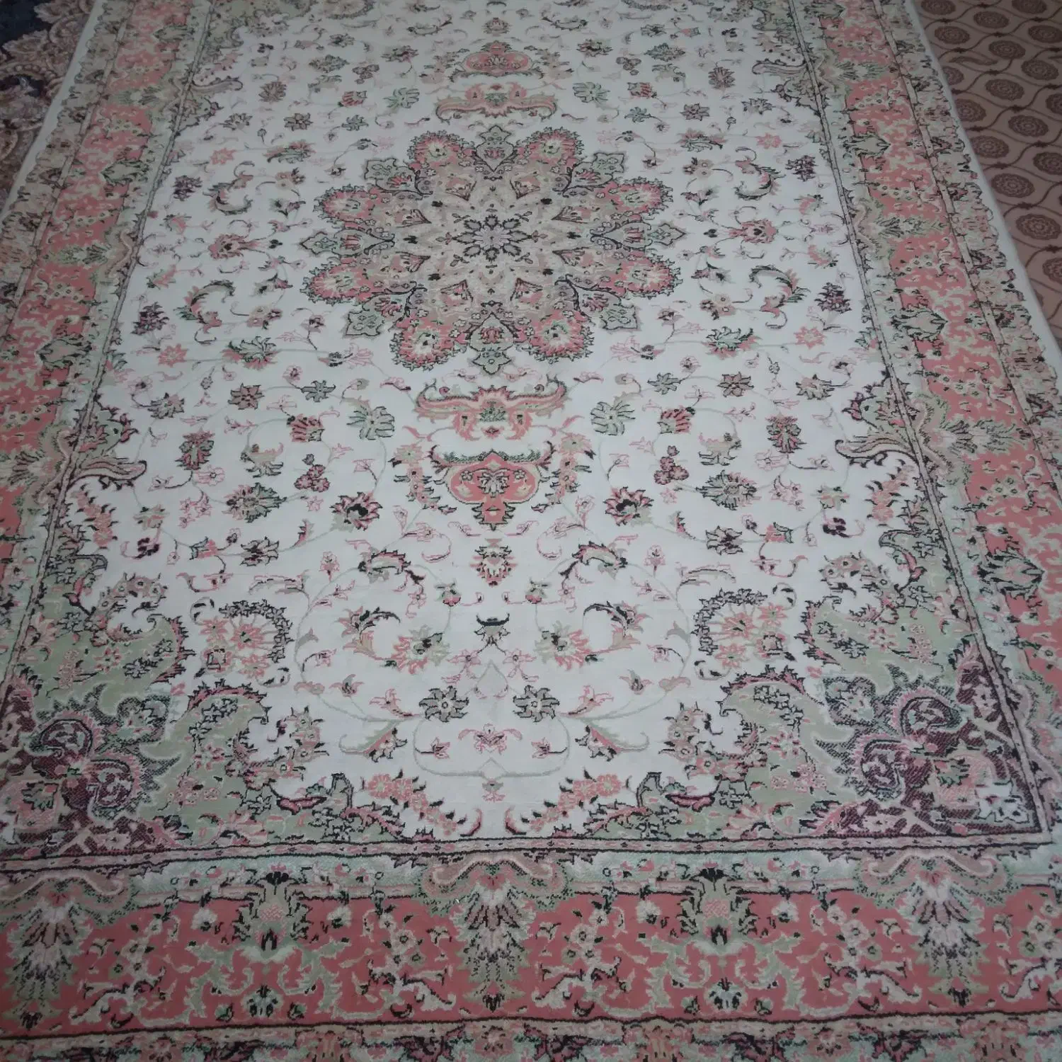 فرش ماشینی ۶ متری|فرش|تالش, هشتپر|دیوار