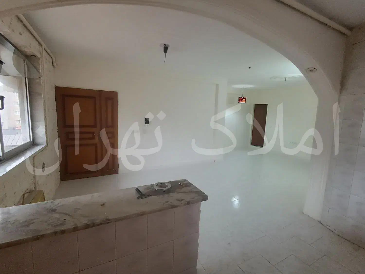 رهن واحد ۷۰ متری ویو دریا روبه روی پارک ساحلی|اجارهٔ آپارتمان|بندر انزلی, آخرخط|دیوار