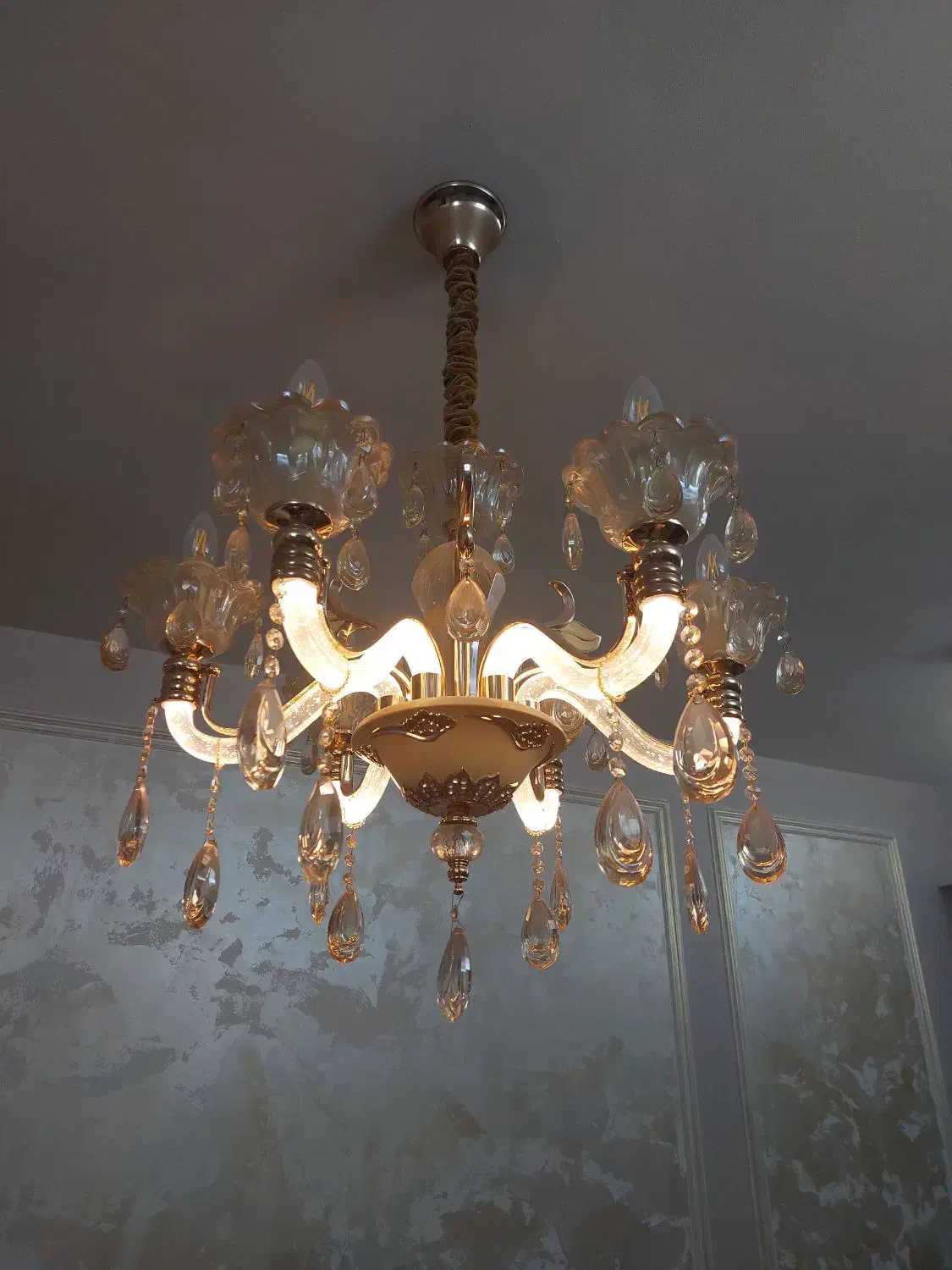 لوستر وارداتی ۶ شاخه|لوستر و چراغ آویز|تهران, اختیاریه|دیوار