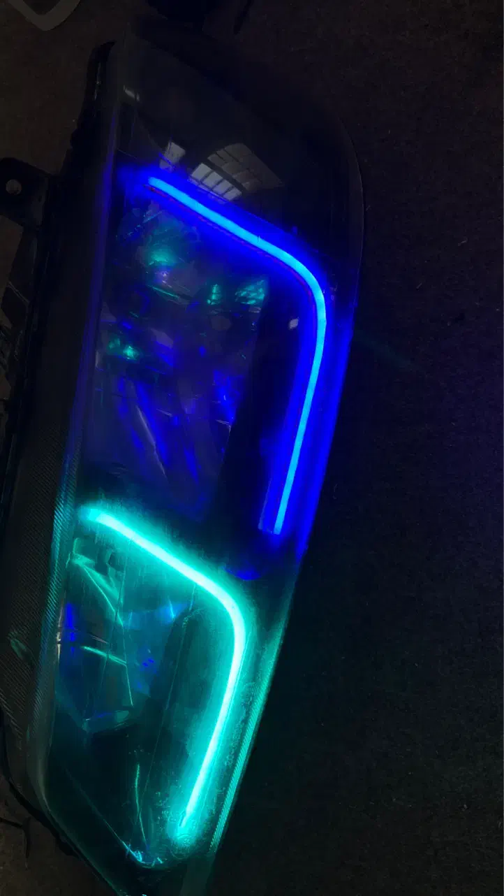 چراغ جلو|قطعات یدکی و لوازم جانبی|شیراز, شهرک گلها|دیوار