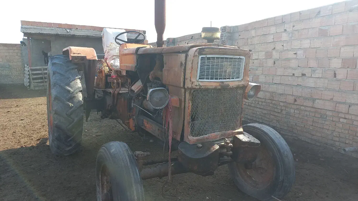 تراکتور رومانی مدل ۶۱|خودرو سنگین|گرگان, |دیوار
