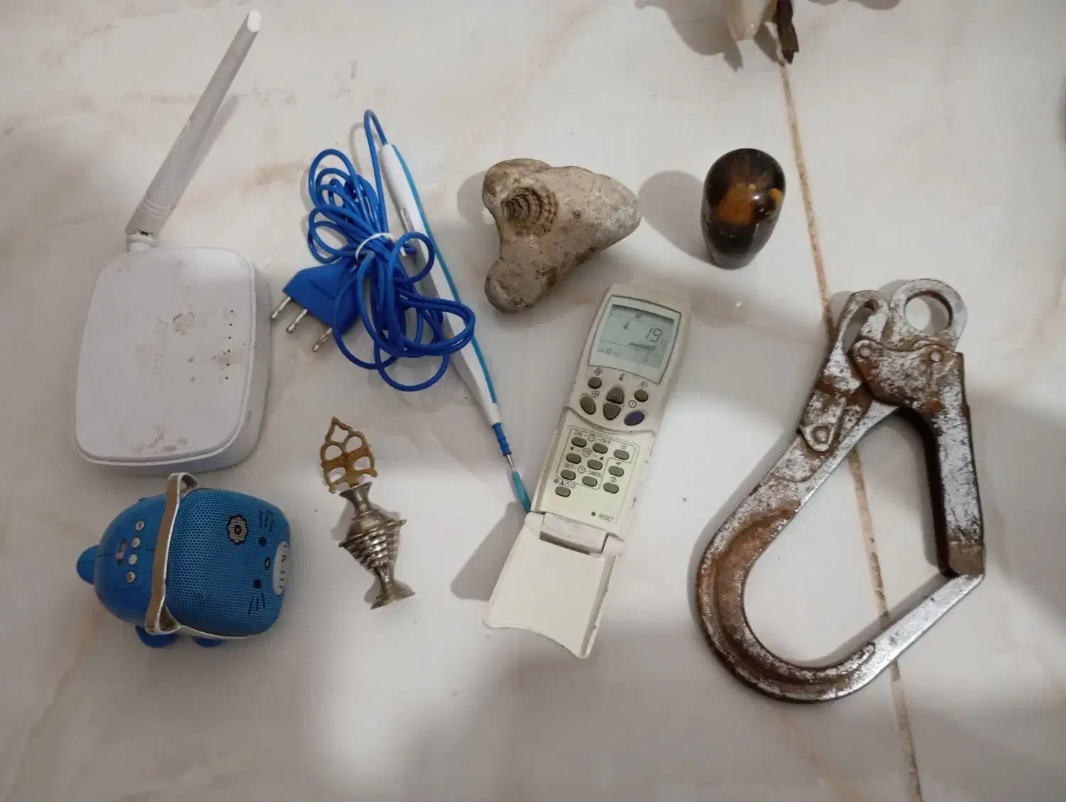 مقدار وسایل قدیمی و کلکسیونی|کلکسیون اشیاء عتیقه|شیراز, سلطان آباد|دیوار