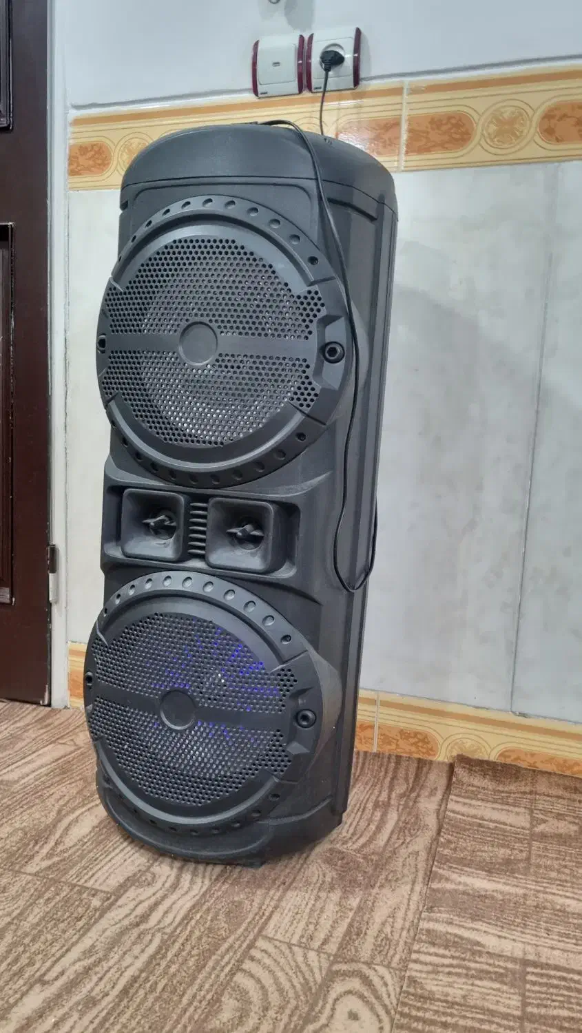 اسپیکر فلشخور بلوتوث دار|سیستم صوتی خانگی|همدان, |دیوار