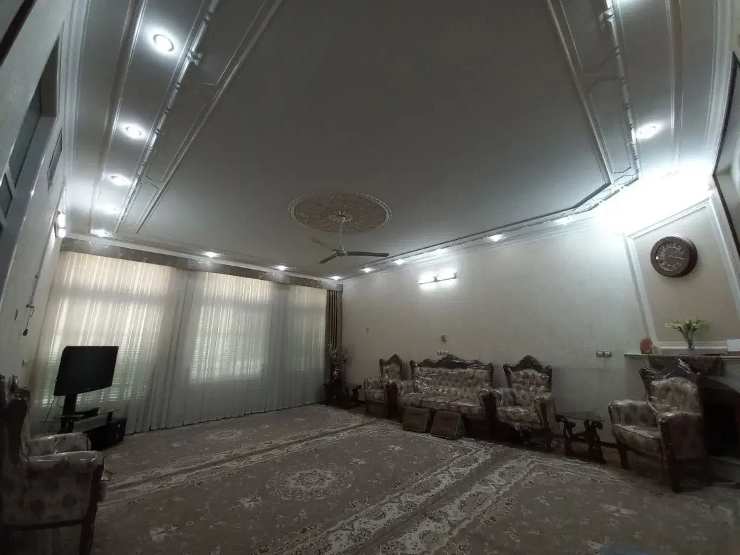 منزل مسکونی در سرچشمه زارچ|فروش خانه و ویلا|زارچ, |دیوار