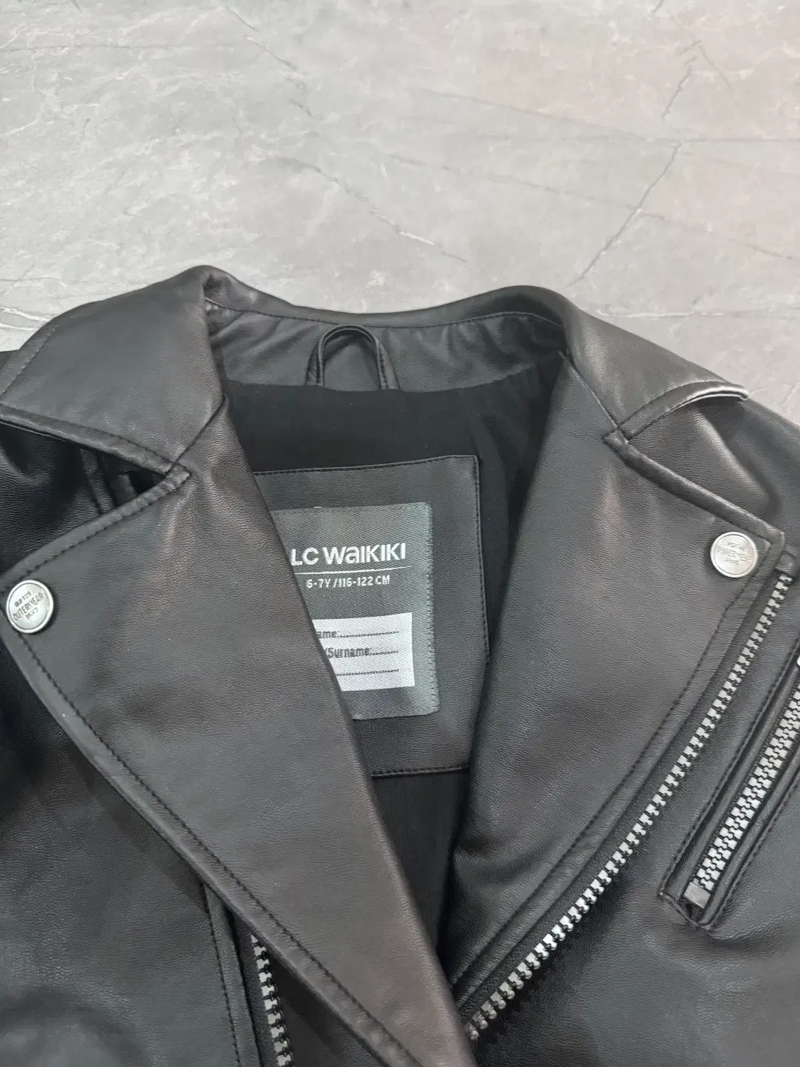 کاپشن چرم بچه گانه ال سی(اصل)|کفش و لباس بچه|حبیب آباد, |دیوار