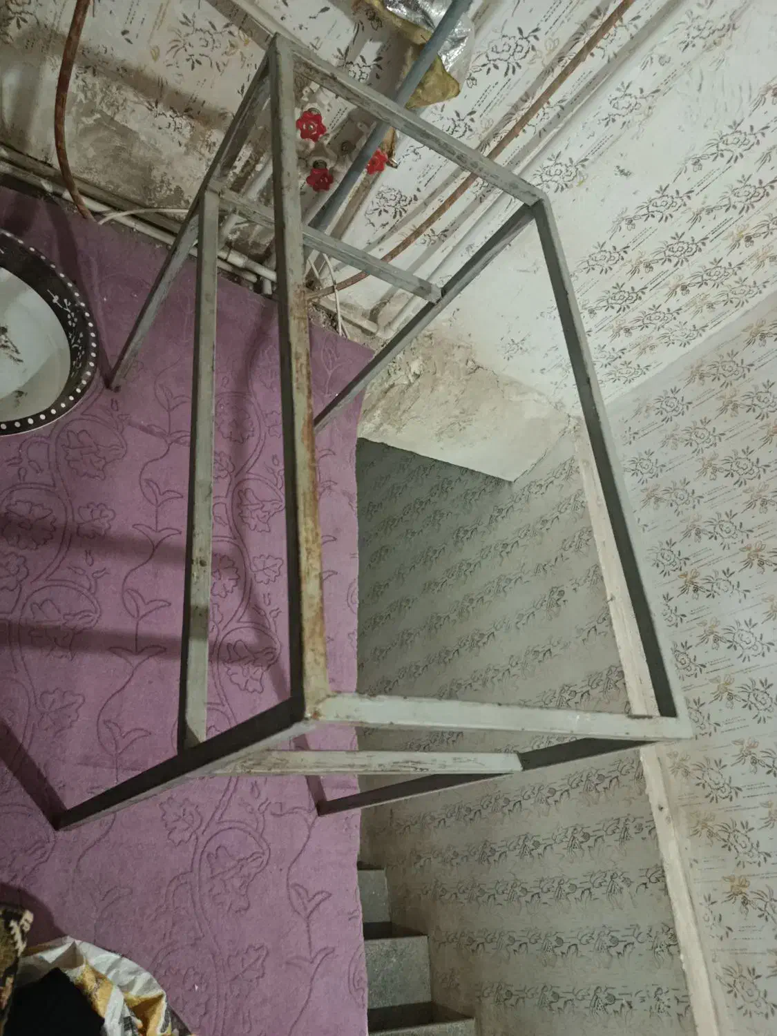 چهارپایه و صندلی دانشجویی|صندلی و نیمکت|مشهد, شترک|دیوار