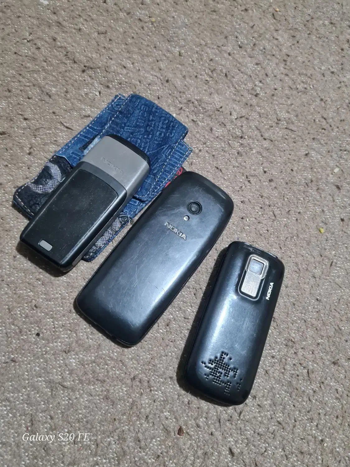 گوشی ساده قدیمی|موبایل|جهرم, |دیوار