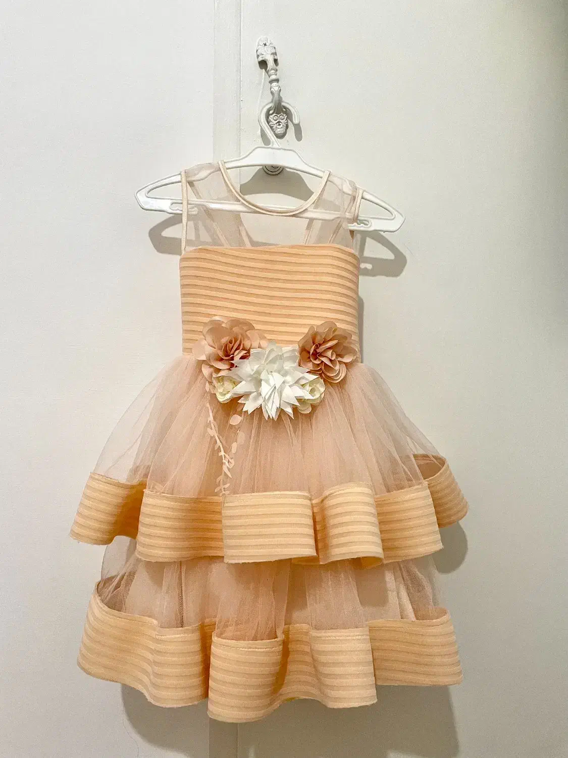 لباس مجلسی دخترونه|کفش و لباس بچه|بوانات, |دیوار