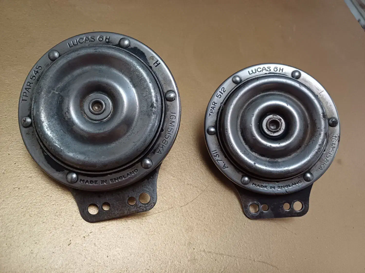 بوق هیلمنی لوکاس|کلکسیون اشیاء عتیقه|تهران, فلاح|دیوار