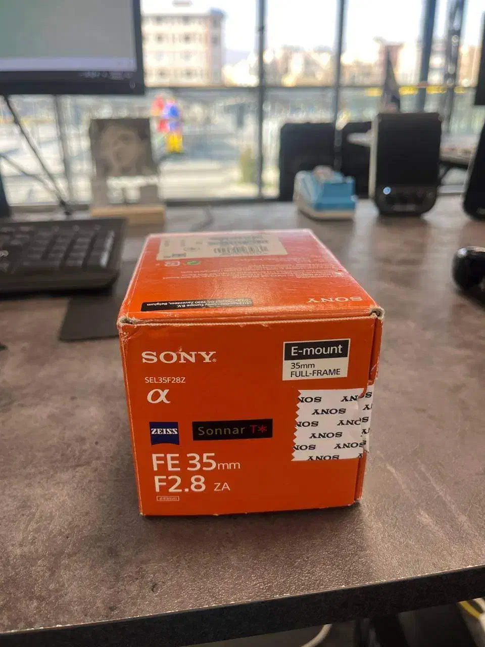 لنز سونی Sony Sonnar T* FE 35mm f/2.8 ZA|دوربین عکاسی و فیلم‌برداری|تهران, ایوانک|دیوار