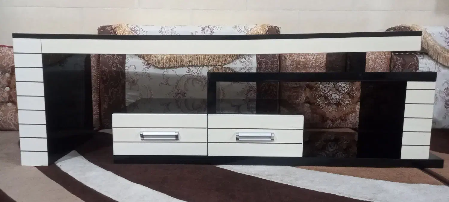 میز تلوزیون|میز تلویزیون|اهرم, |دیوار