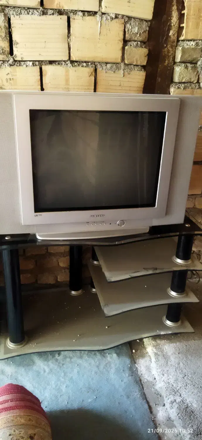 تلویزیون ومیزش|تلویزیون و پروژکتور|علیآباد کتول, |دیوار