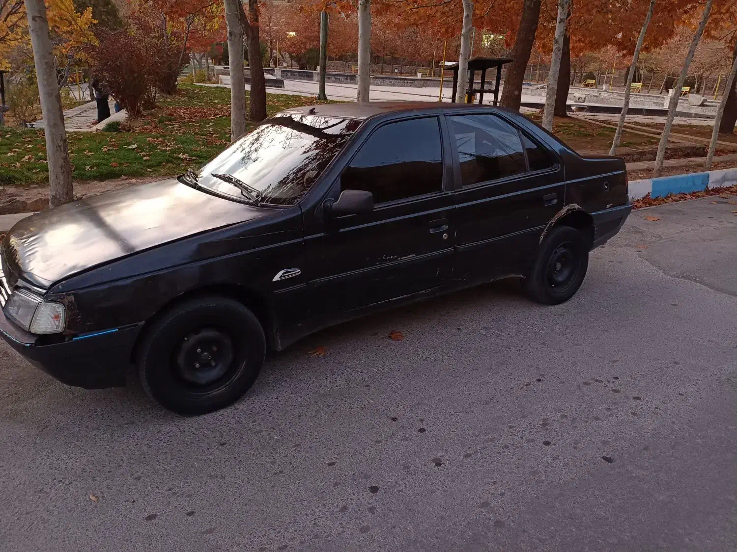 پژو مشکی|خودرو سواری و وانت|فریدونشهر, |دیوار