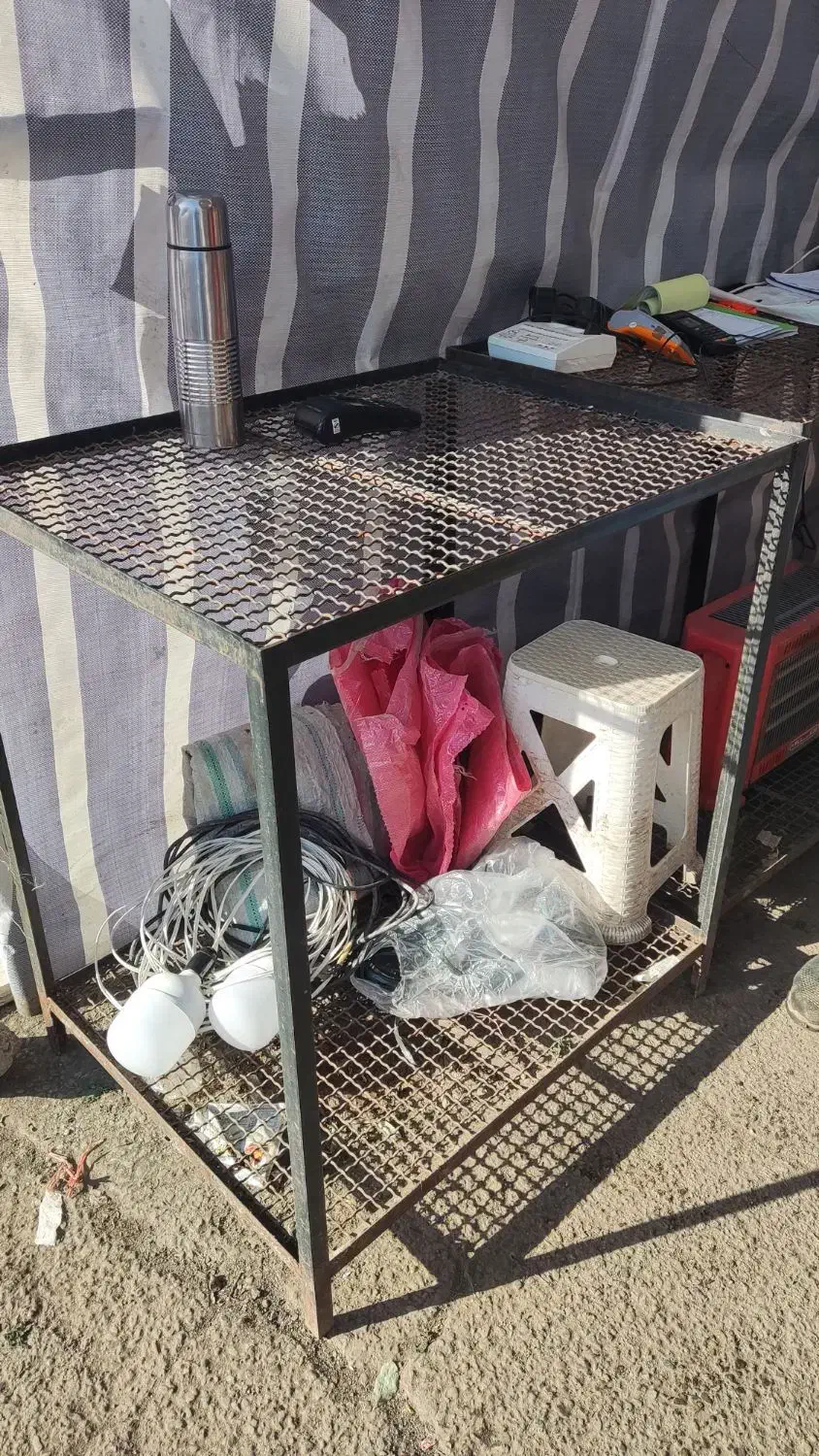 میز صفحه توری فلزی|فروشگاه و مغازه|ری, بازار گل خاوران|دیوار