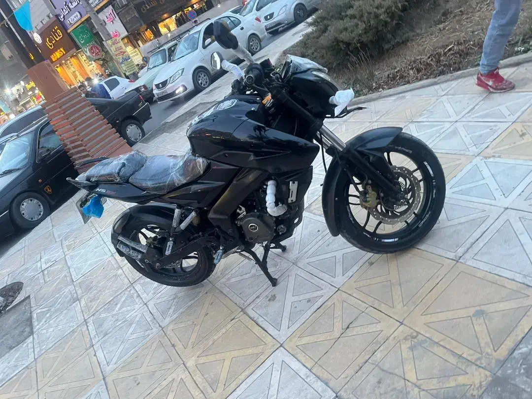 ns200 ان اس|موتورسیکلت|بهارستان, |دیوار