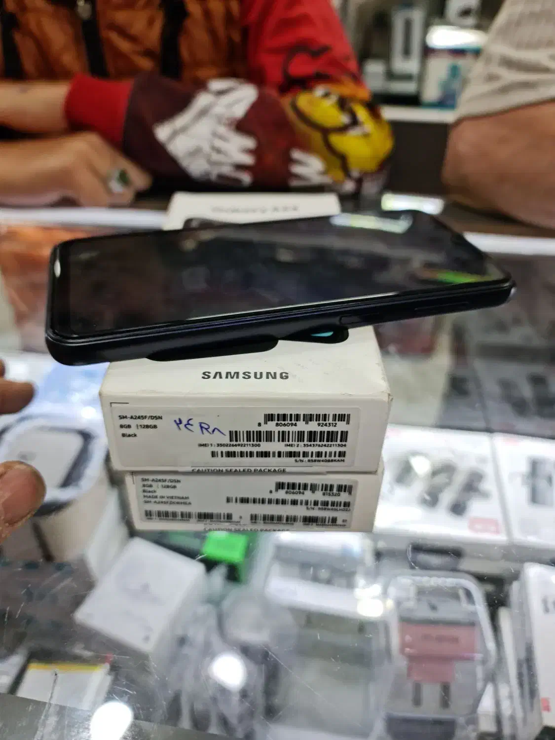 گوشی سامسونگ به عنوان اوراقی فقط مشکل صوت با کارتن|موبایل|اصفهان, نصرآباد|دیوار