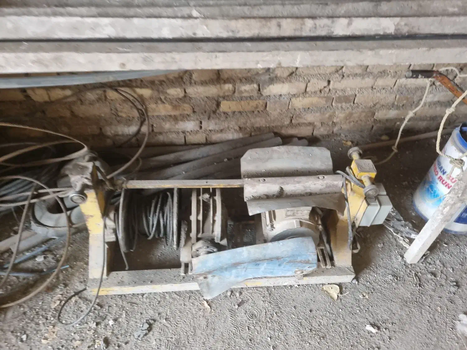 بالابر بناهی|مصالح و تجهیزات ساختمان|ایجرود, |دیوار