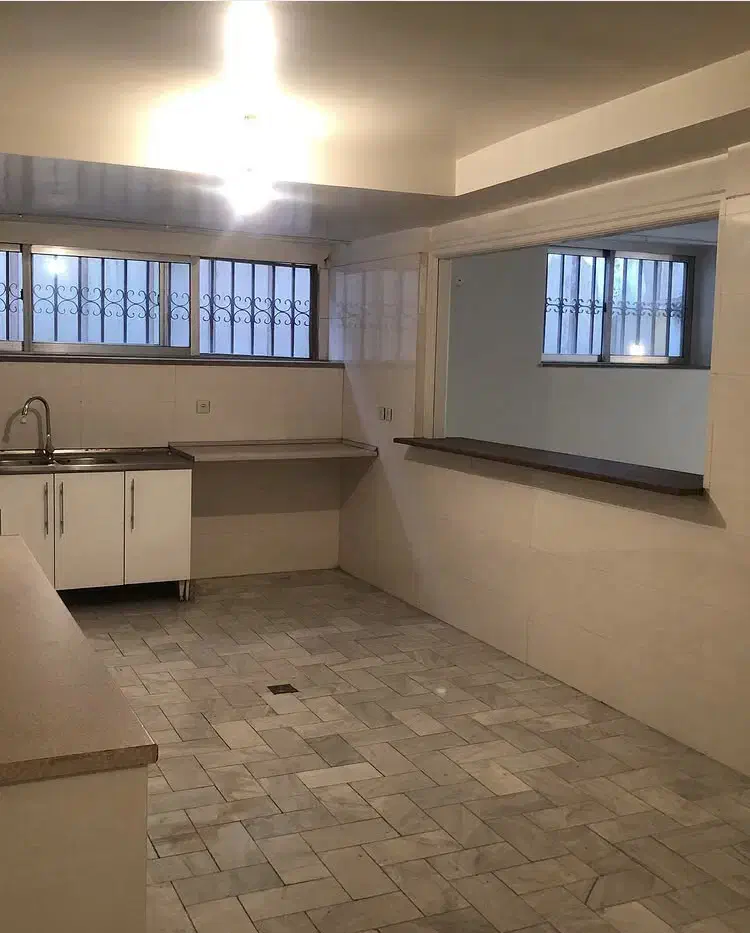 شهرک غرب 240متر4 خوابه ویلایی با تراس وسیع