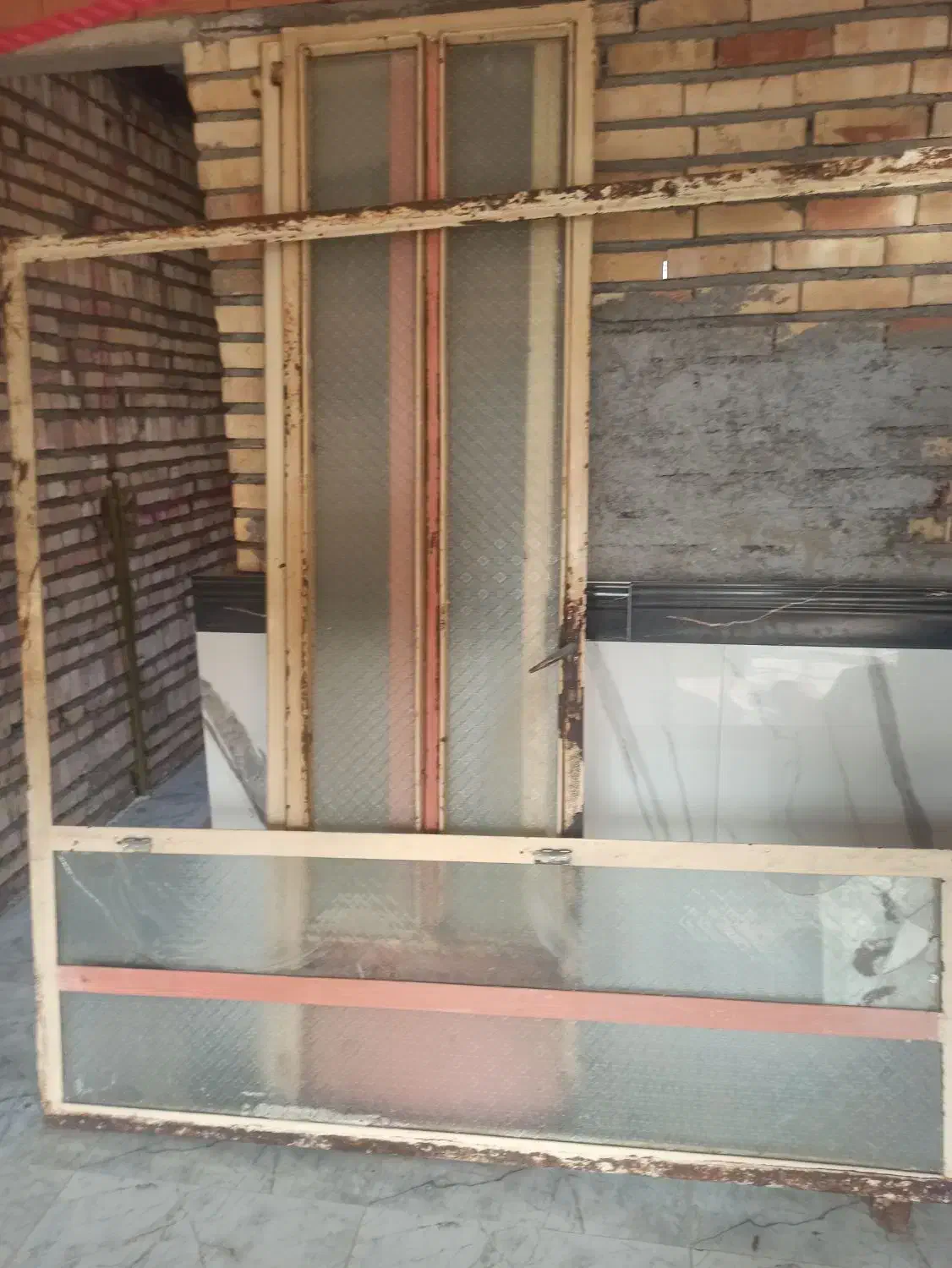 درب اهنی|ابزارآلات|علی‌آباد کتول, |دیوار