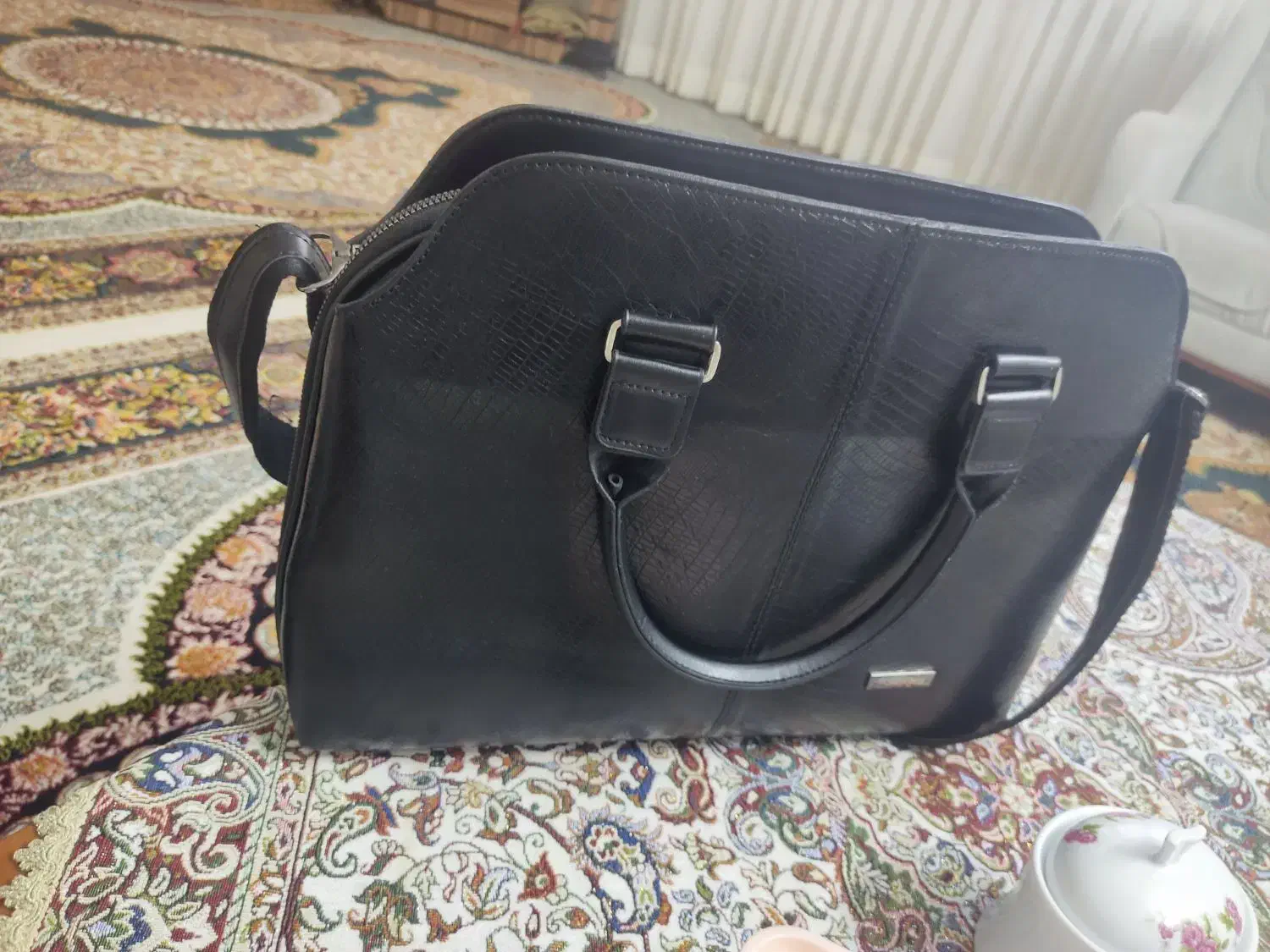 کیف|کیف، کفش، کمربند|طرقبه, |دیوار