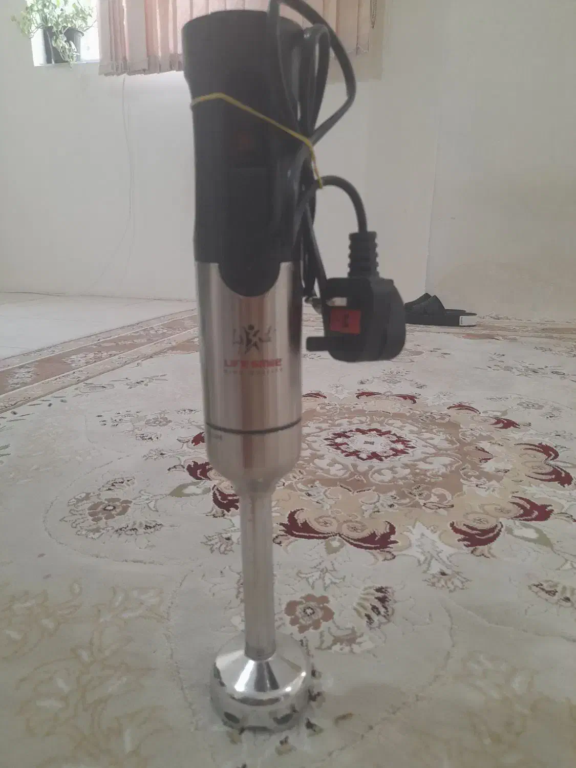 دستگاه بخور گرم،همزن برقی،گوشتکوب برقی فقط ۹۰۰تومن|سایر لوازم برقی|شیراز, ریاستی|دیوار