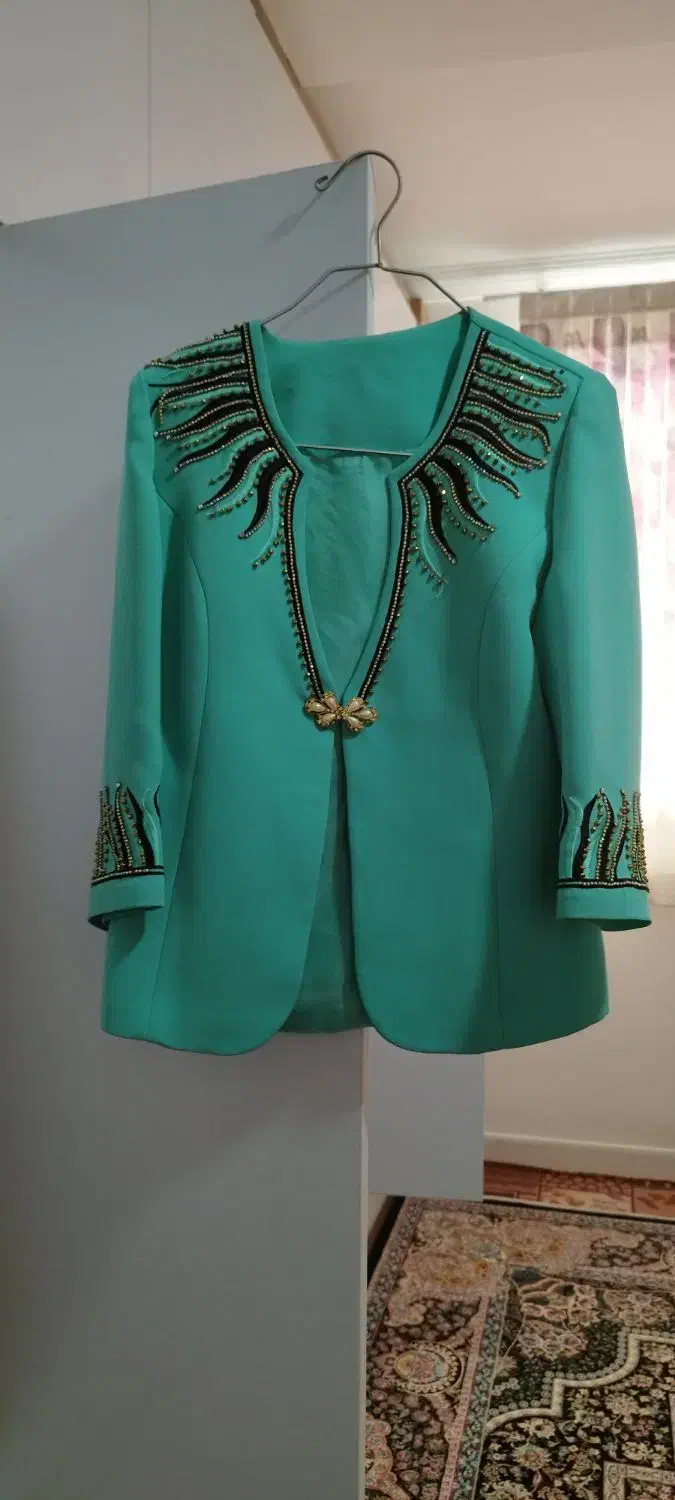 کت زنانه|لباس|اقبالیه, |دیوار