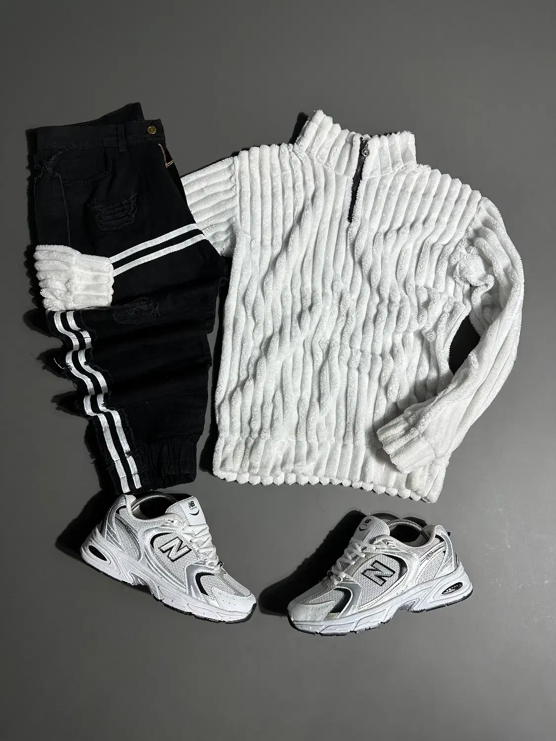 تدی نیمزیپ|لباس|رودشت (چهارمحال و بختیاری), |دیوار