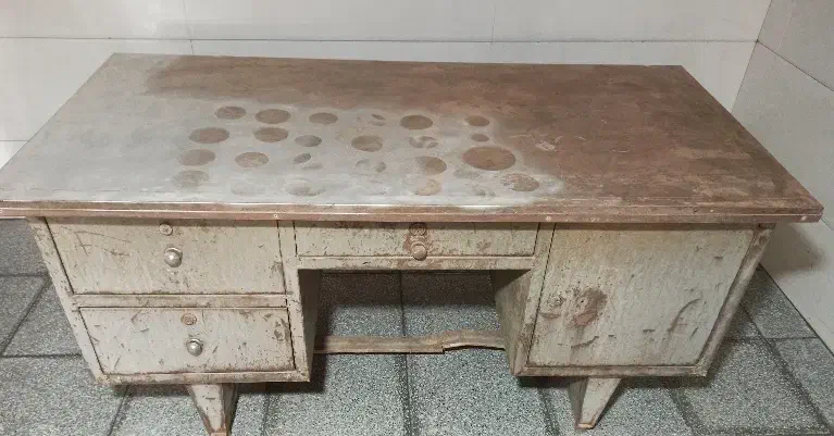 میز فلزی|میز تحریر و کامپیوتر|اردکان, |دیوار