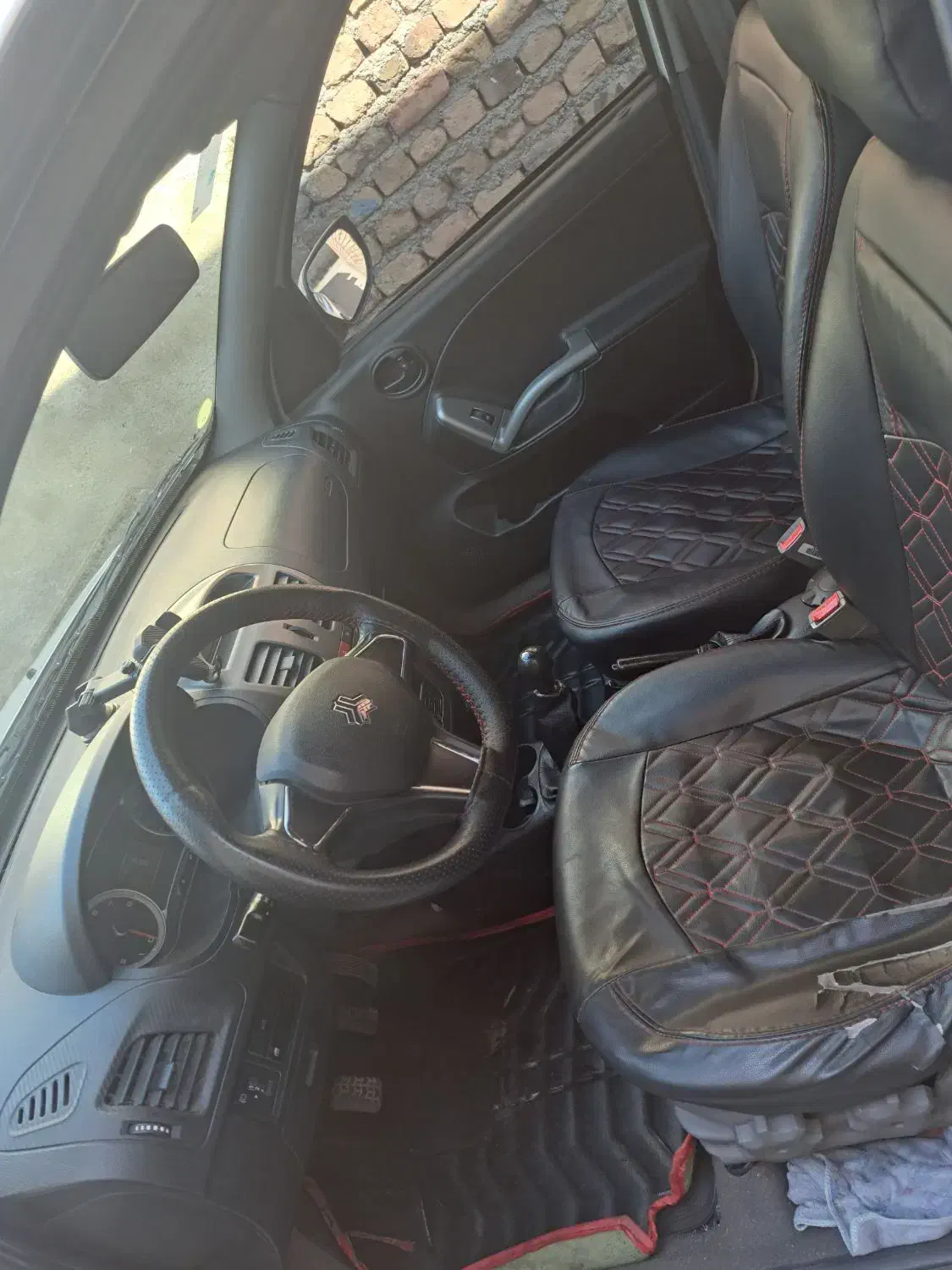 ساینا۱۴۰۱s|خودرو سواری و وانت|بروجرد, |دیوار