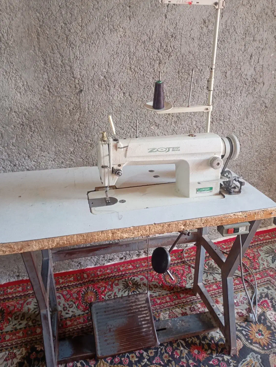 چرخی خیاطی|چرخ خیاطی و ریسندگی|هیرمند, |دیوار