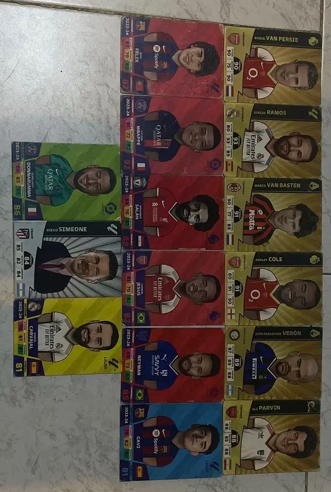 کیمدی|کلکسیون اشیاء عتیقه|قرچک, میرزائی جنوبی|دیوار