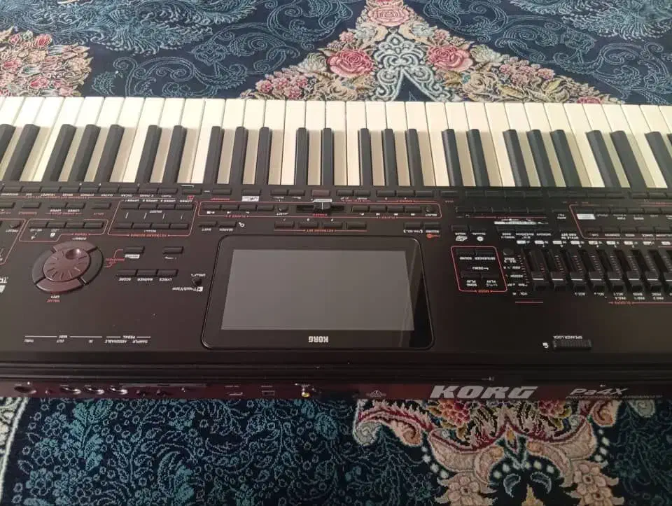 ساز pa4x|پیانو، کیبورد، آکاردئون|طرهان, |دیوار