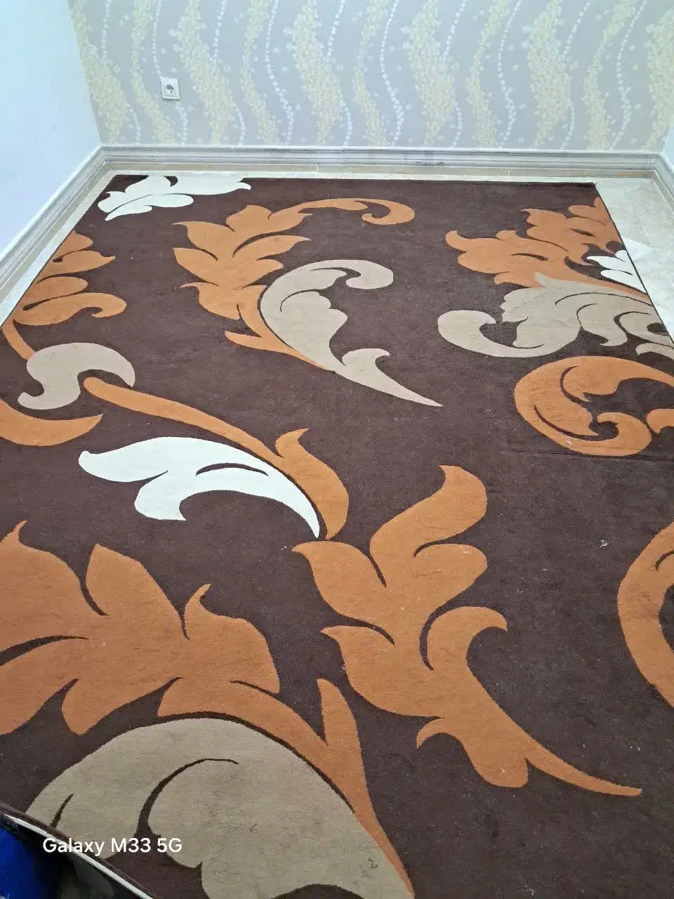 فرش|فرش|قم, زنبیل آباد|دیوار