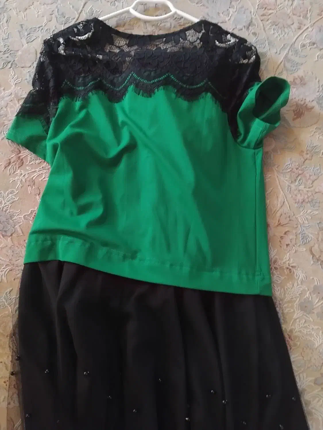 لباس مجلسی|لباس|فریدون‌کنار, |دیوار