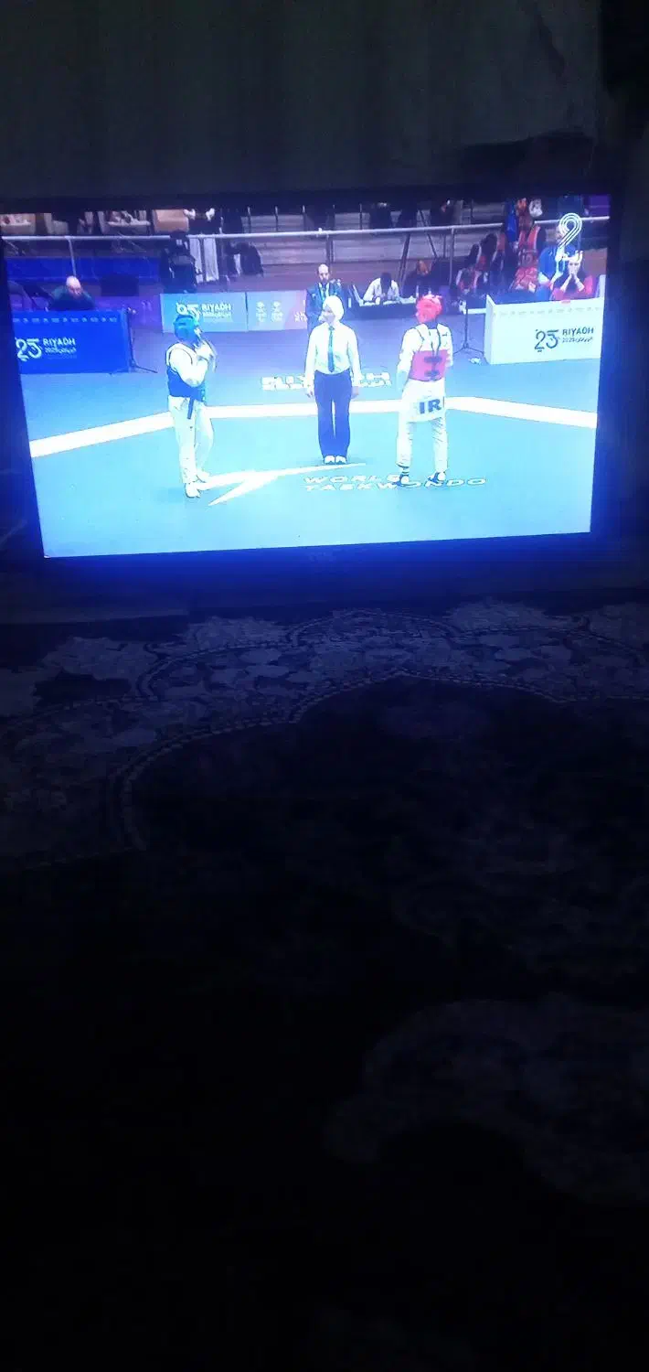 تلوزیون 32|تلویزیون و پروژکتور|همدان, |دیوار