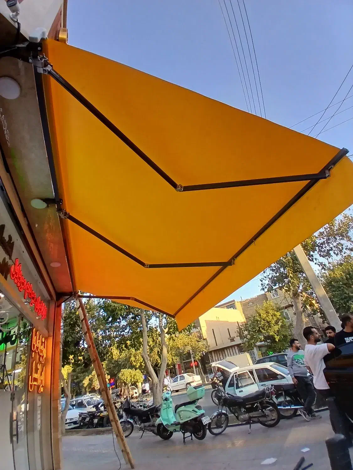 ساخت وسازوتعمیرات انواع چادروسایبان.چادردوزی غلامی|خدمات پیشه و مهارت|اصفهان, لاله|دیوار