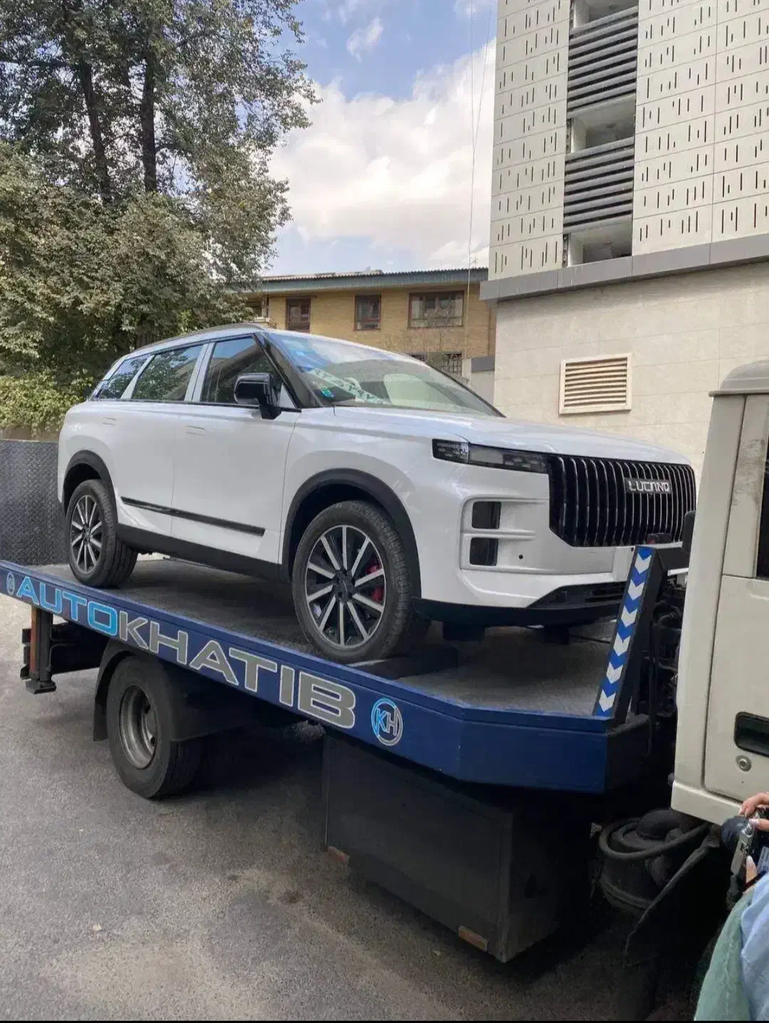 لوکانو ال ۷ سفید /اقساط و نقد با تحویل فوری|خودرو سواری و وانت|تهران, اقدسیه|دیوار